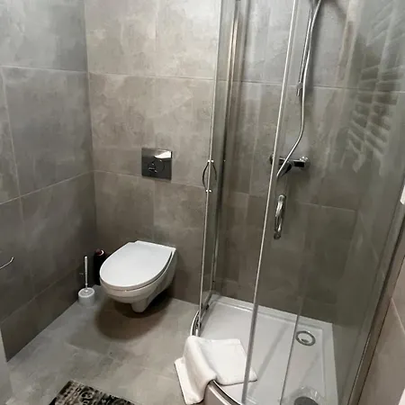 Dbrw Jezyce 아파트